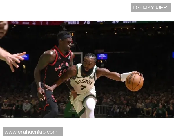 本-怀特：本赛季我进场不多，关键是支撑队友并团结一致